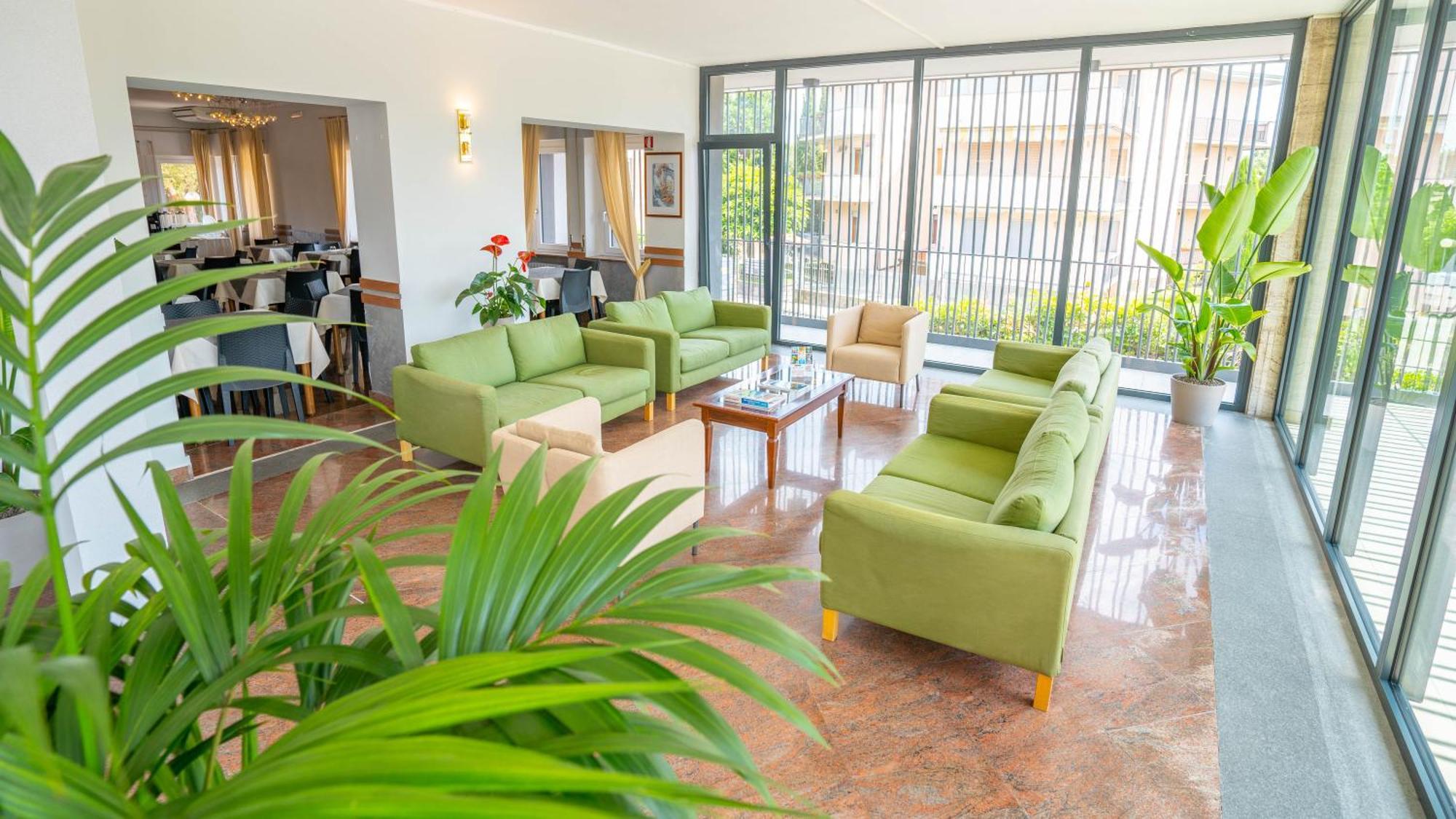 Hotel Bella Peschiera 페스키에라델가르다 외부 사진