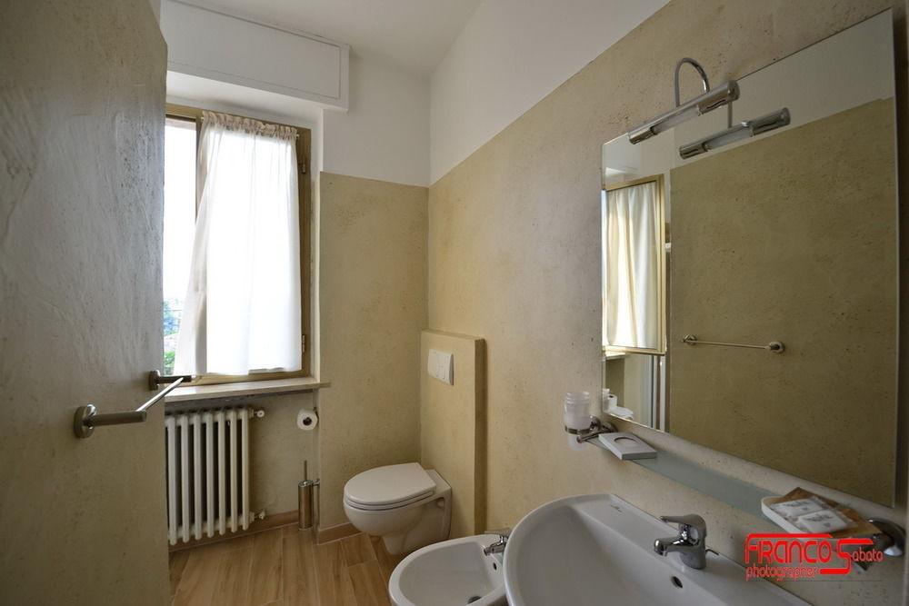 Hotel Bella Peschiera 페스키에라델가르다 외부 사진